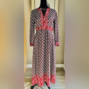 Excellent condition-Waist38” Length48” Unlined-back zipper-100%poly/machine wash